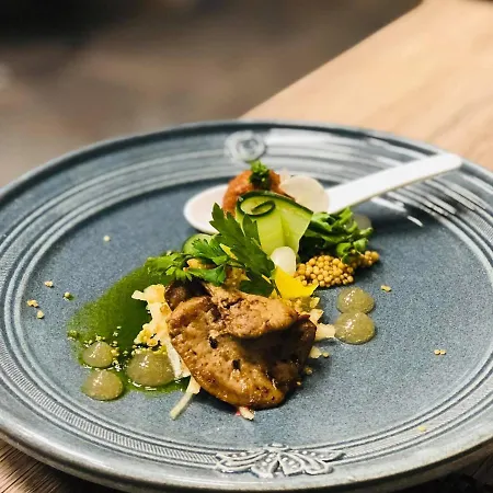 Fenyves Szalloda Es Konferencia-koezpont Hotel 4*