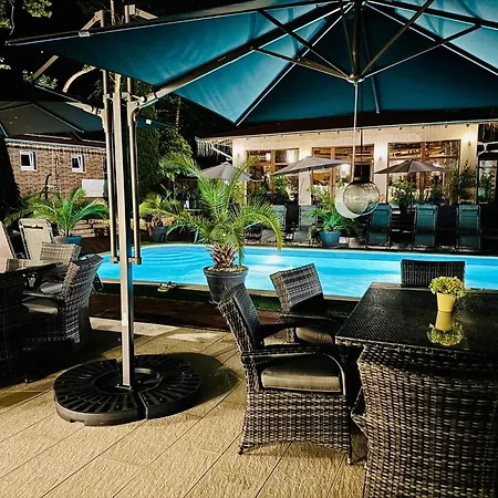 Fenyves és Konferencia-központ Hotel Baktaloranthaza